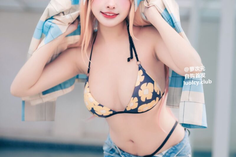 Momo – Marin Kitagawa Sea Dream Ver. Swimsuit