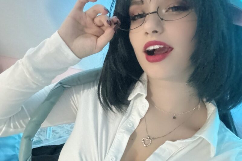 Avy Genki – Secretary Jane Doe