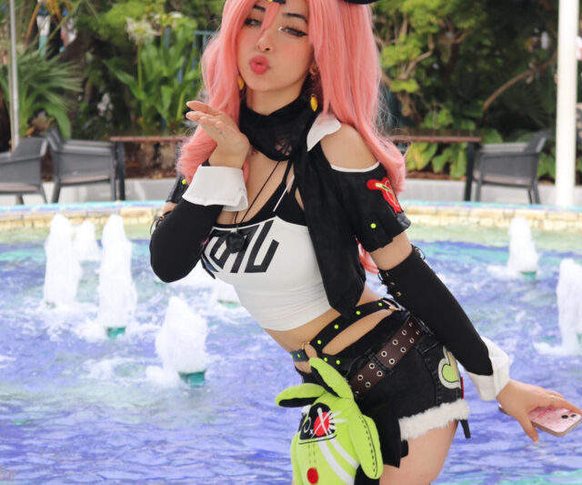 Rina Magi – Nicole