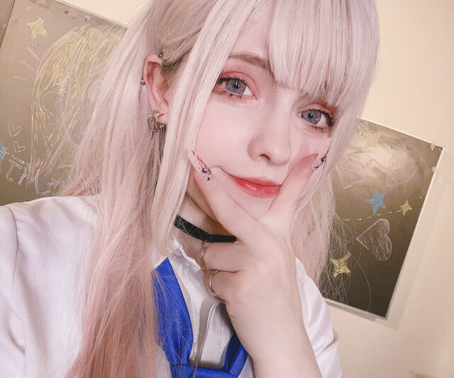 Saya Scarlet – Marin