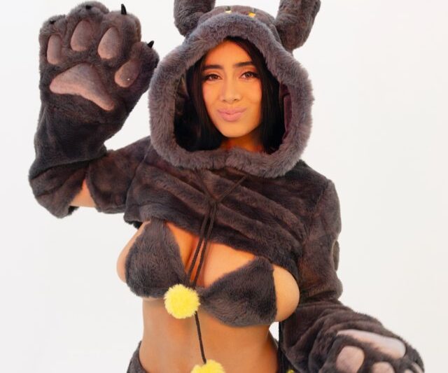 Violet Myers – Umbreon
