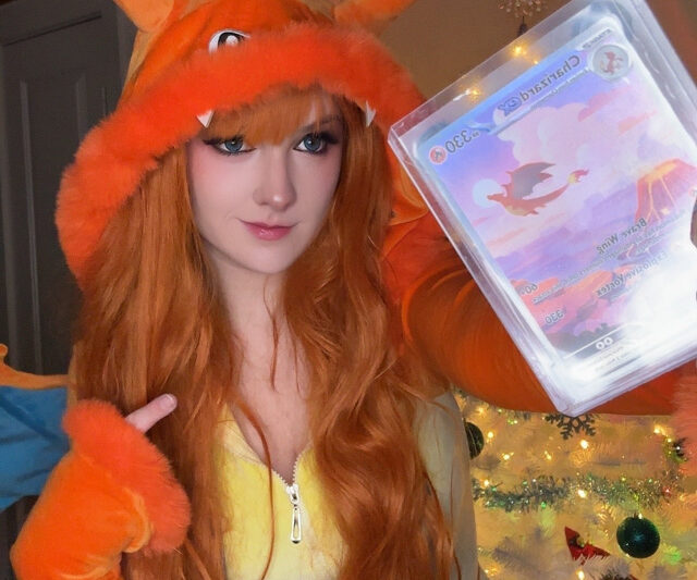 #LUX – Charizard/Christmas Boa Hancock/PJs Tifa