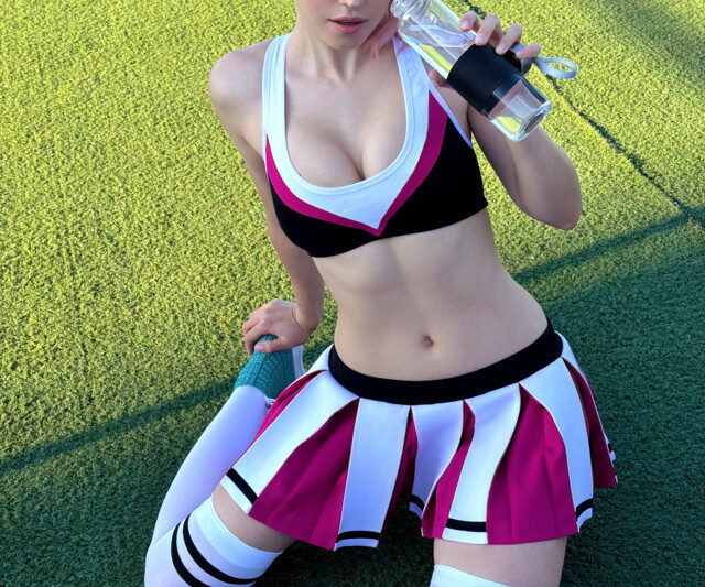 #Shirogane-Sama – Gwen Cheerleader