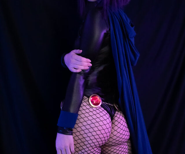 #April Rose – Raven