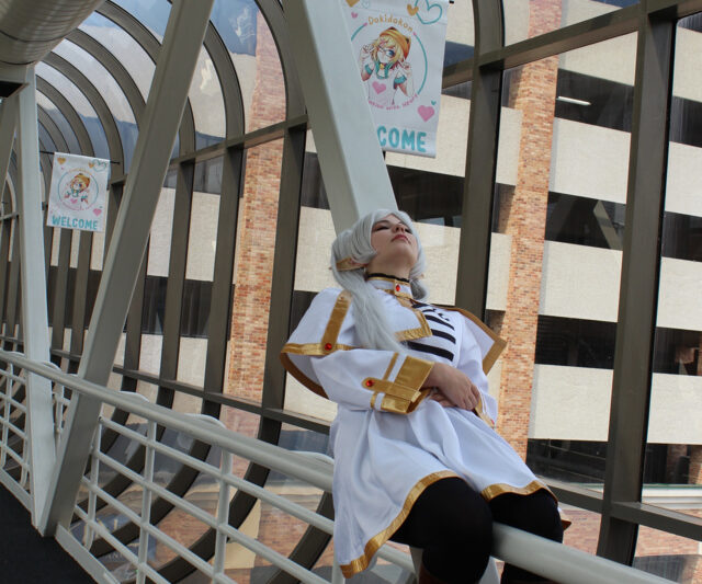 #Maniac Megan – Frieren