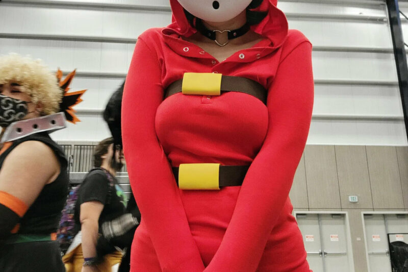 #Soft Goth Waifu – Shy Gal