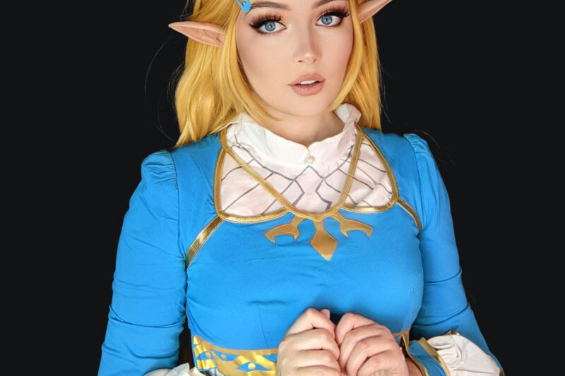 #Kate Gray – Princess Zelda & Velma Dinkley